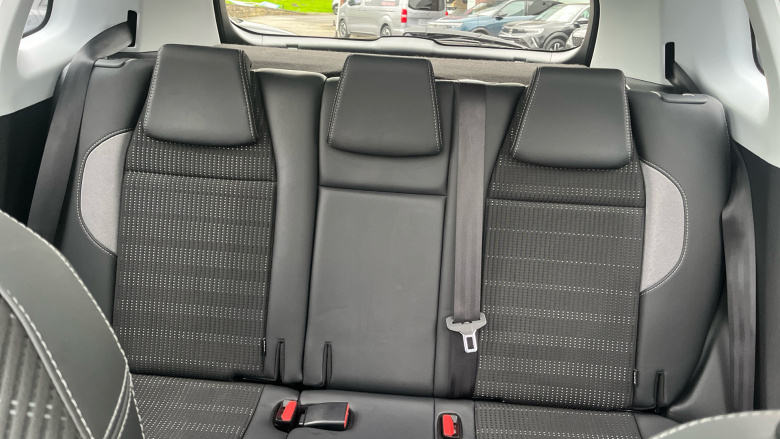 Peugeot 2008 1.2 PureTech Allure Premium 5dr [Start Stop] Petrol Estate